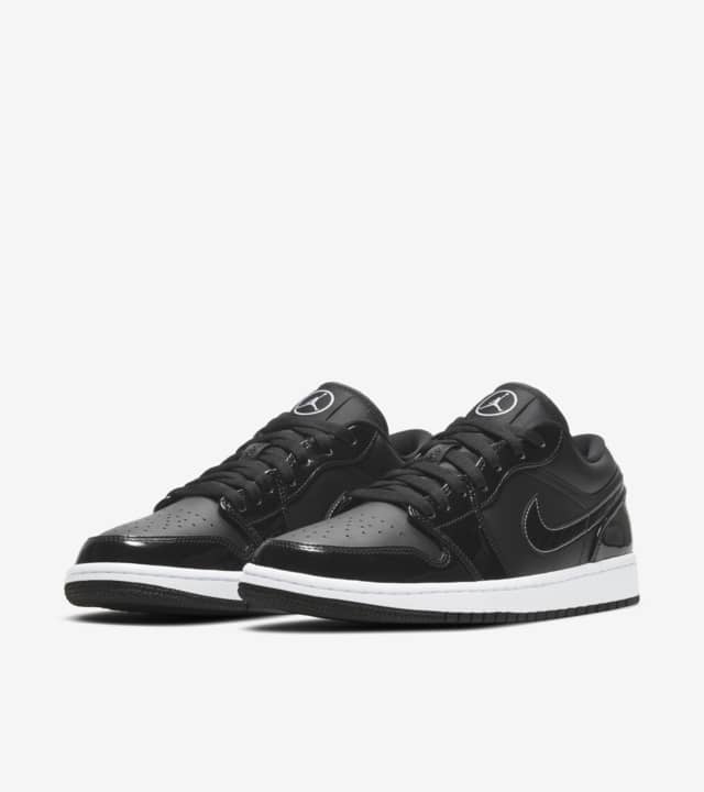 Air Jordan 1 Low SE ASW Black and White 